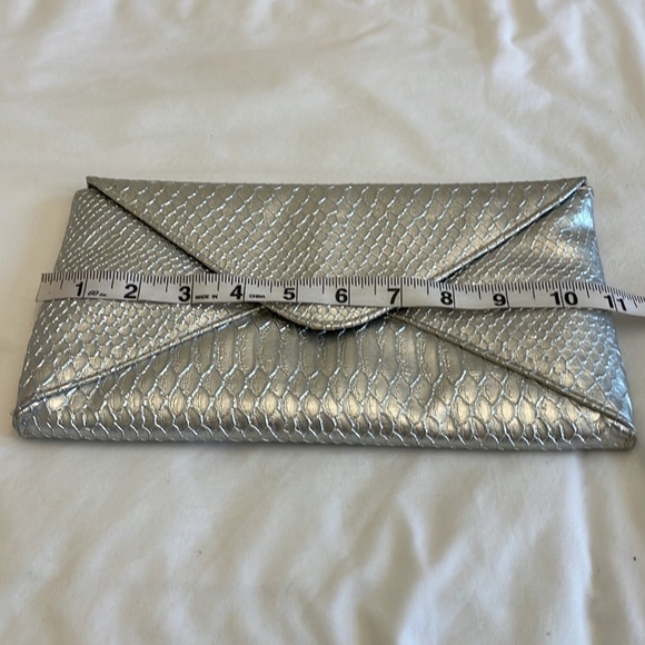 Jessica McClintock Evening Envelope tote - Picture 6 of 7